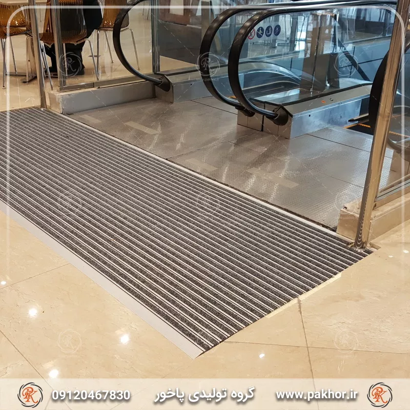 هماهنگی طراحی و عملکرد در ورودی با پادری آلومینیوم